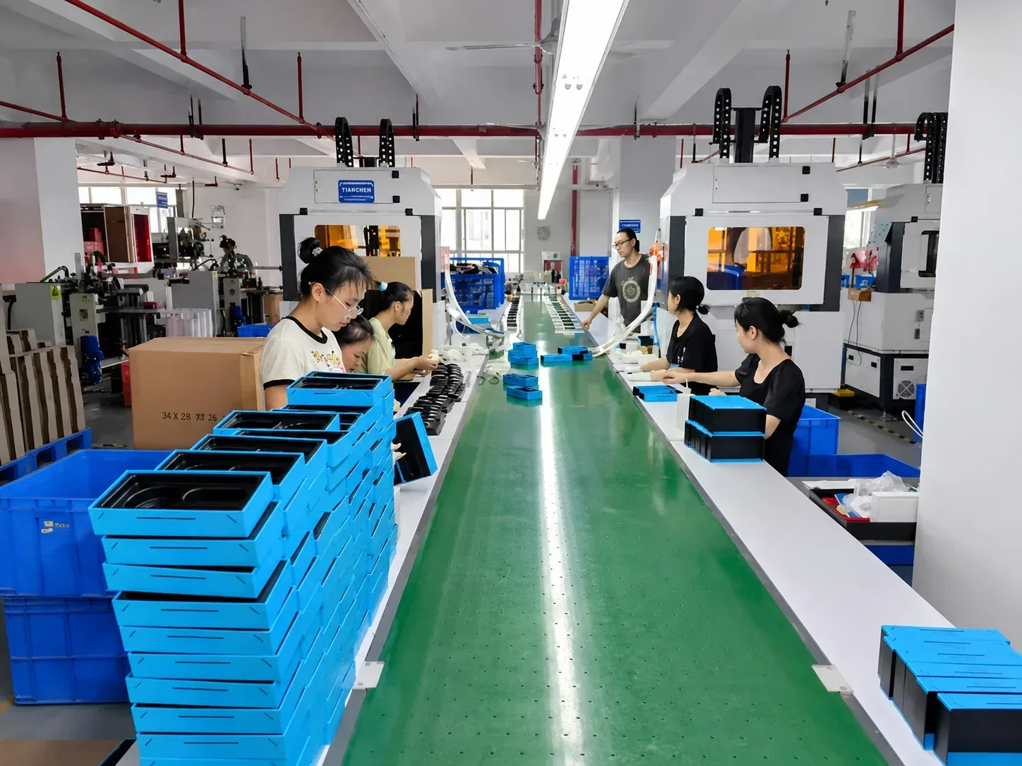 Display stand quality testing for load, print, structure, and packing